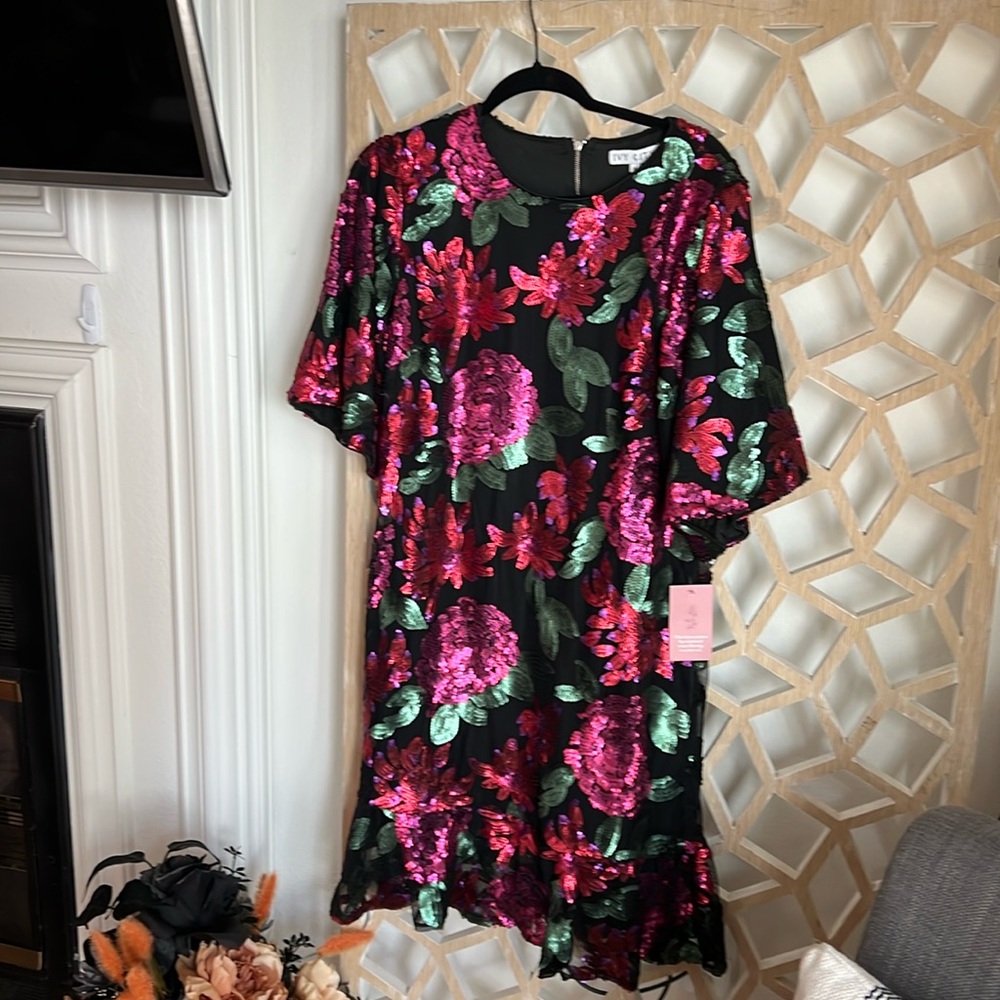 Medium Evelyn Dress in Floral Sequin from Ivy City Co.